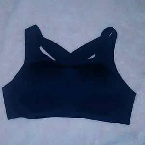 Lululemon Enlite Bra color MDNT in VGUC - sz 38D